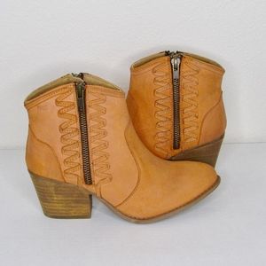 Musse & Cloud Äthyl Western Ankle Boots